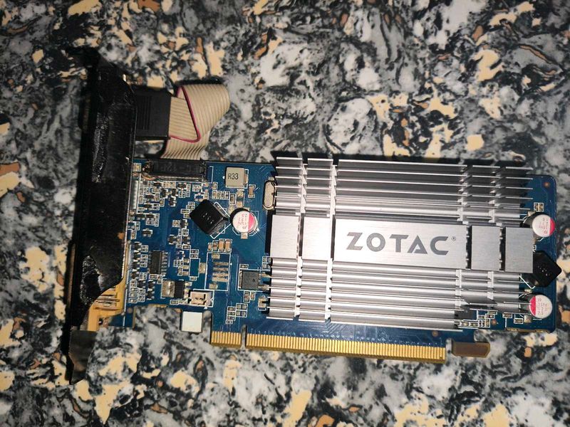 Zotac Nvidia 210 1 GB[Synergy Edition]