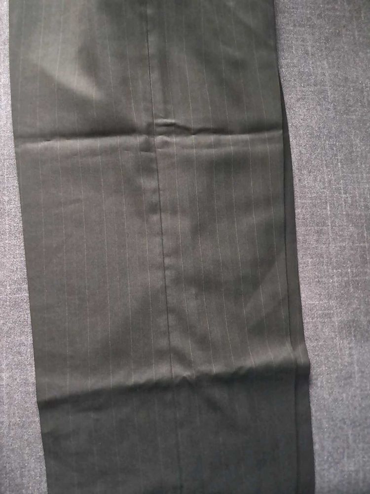 Men Light Weight Pant