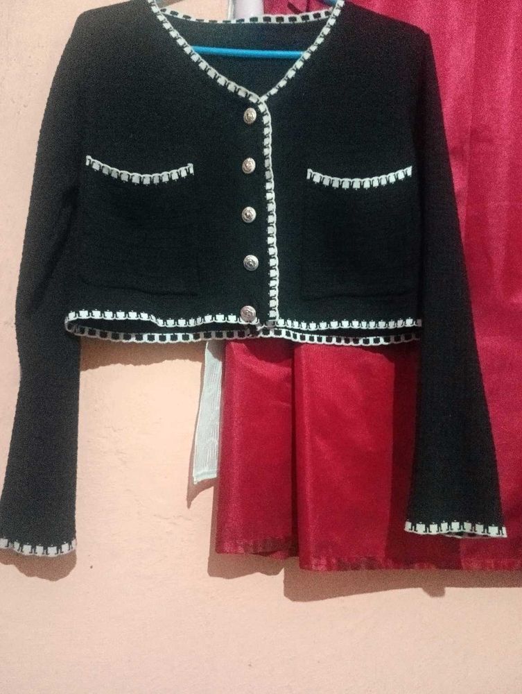 Black Tweed Cropped Cardigan
