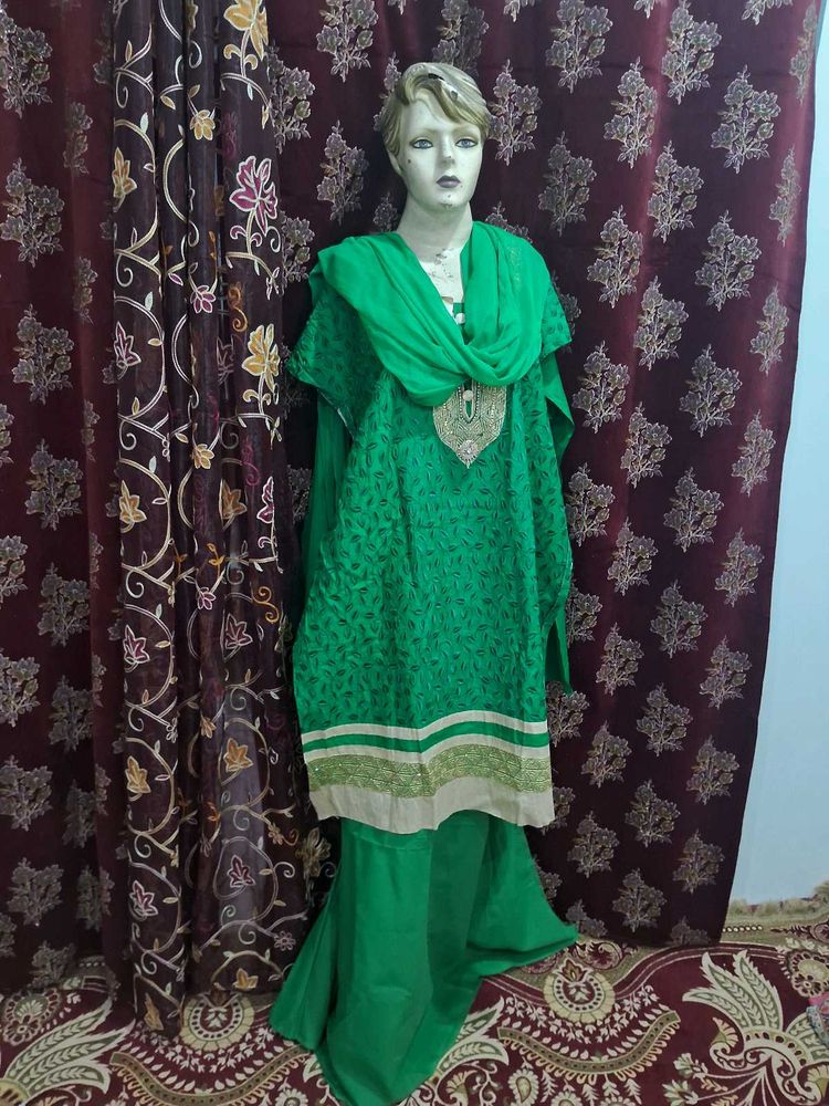 Green Kurta Set