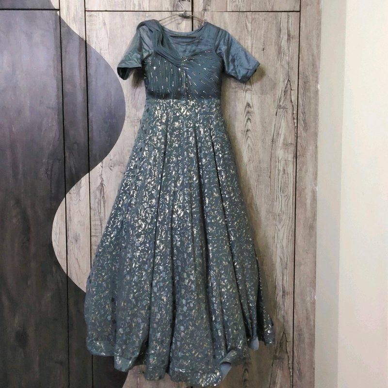 grey party wear gown