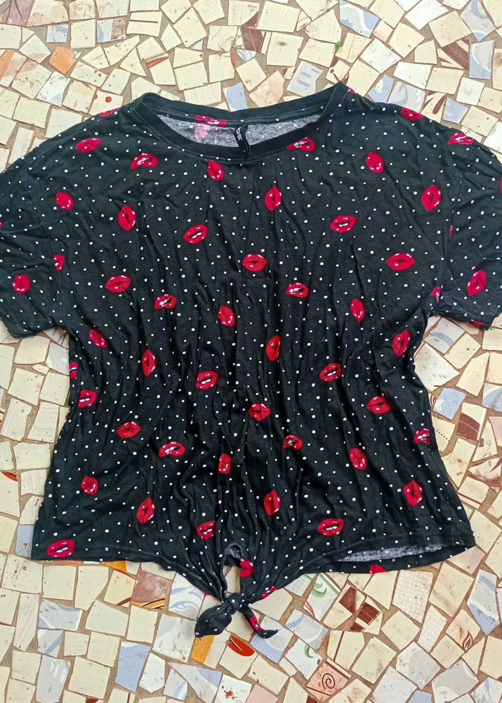 Kiss Printed Tshirt For Womens &amp; Girls