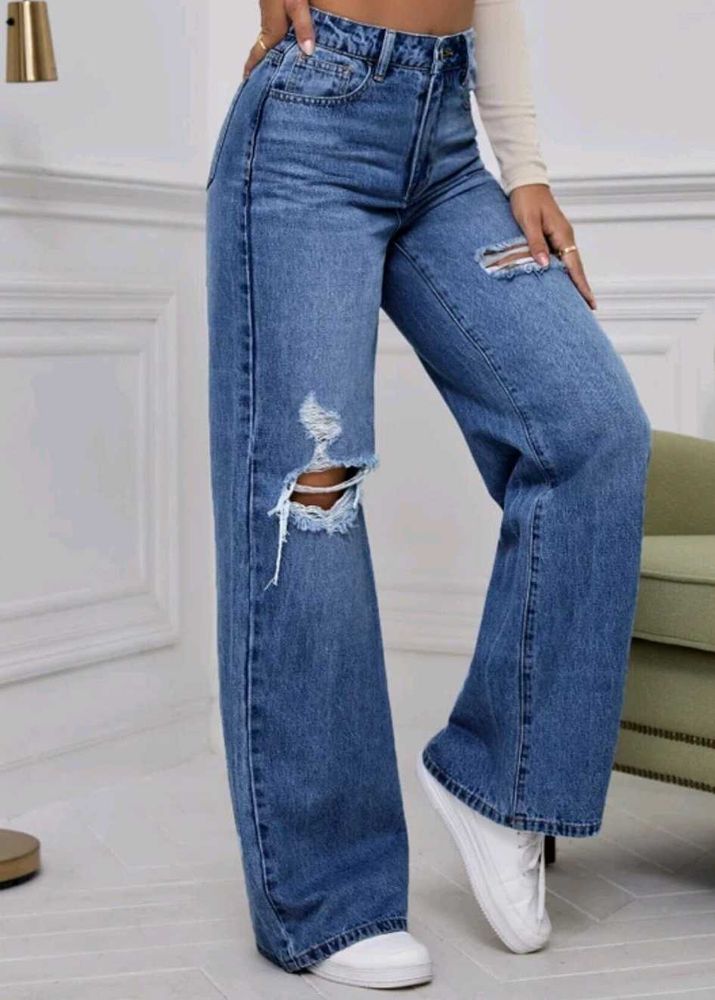Ripped Wide Leg Jeans