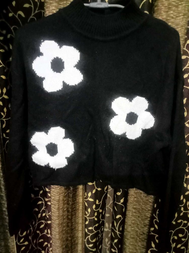 Floral Black Crop Sweater