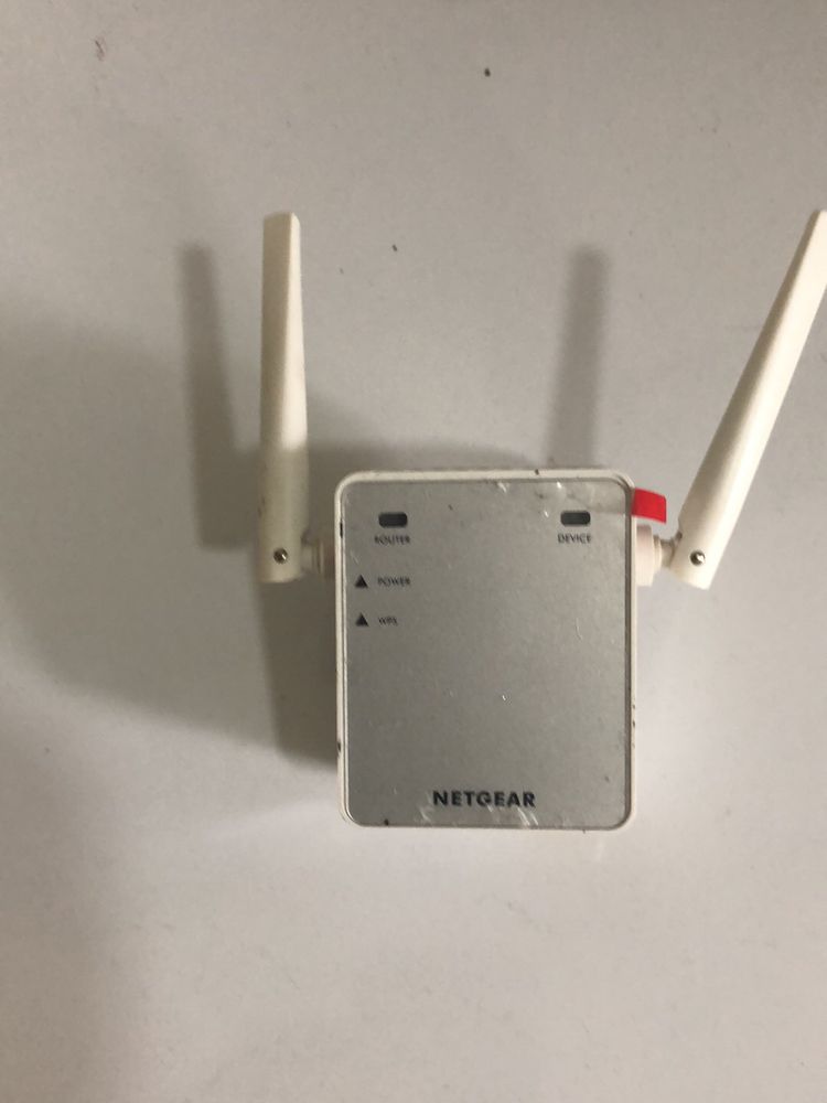 Netgear Wi-Fi Extender Model EX 2700