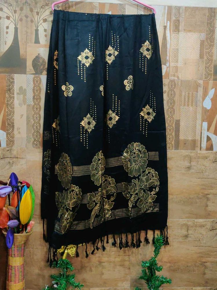 Price Drop Stole Cum Light Winter Chadar
