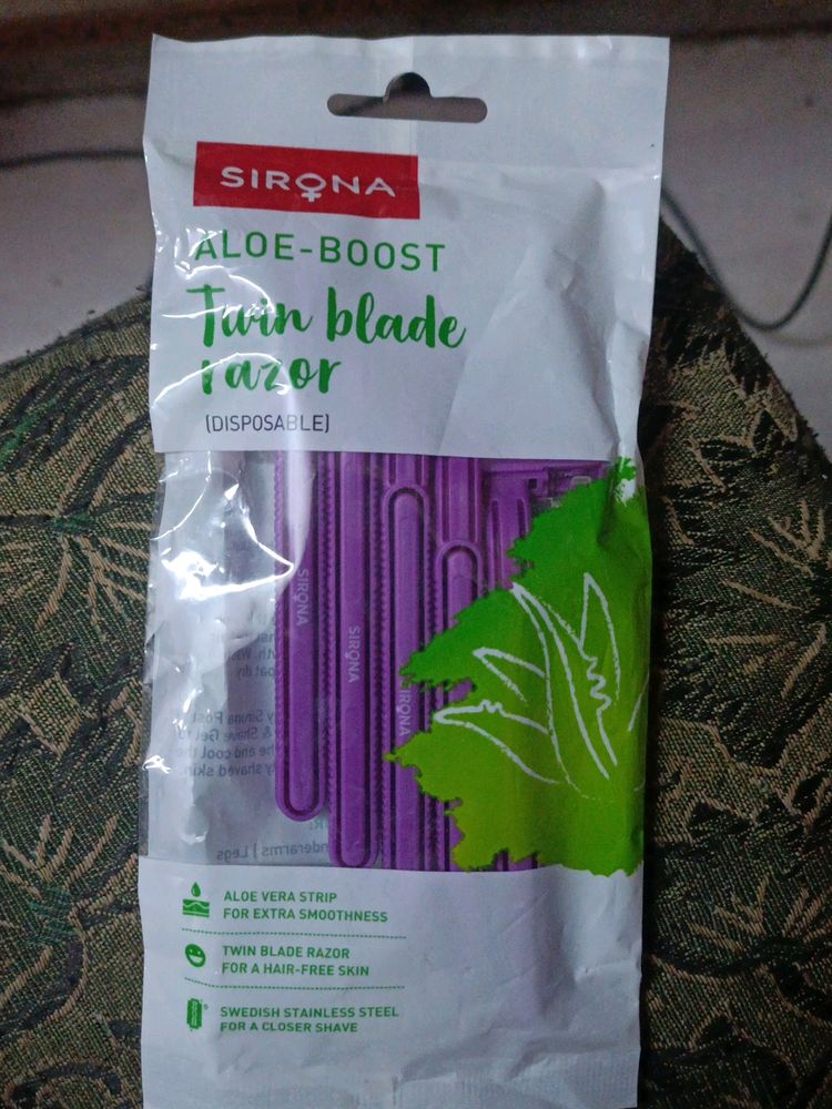 Twin Blade Razor