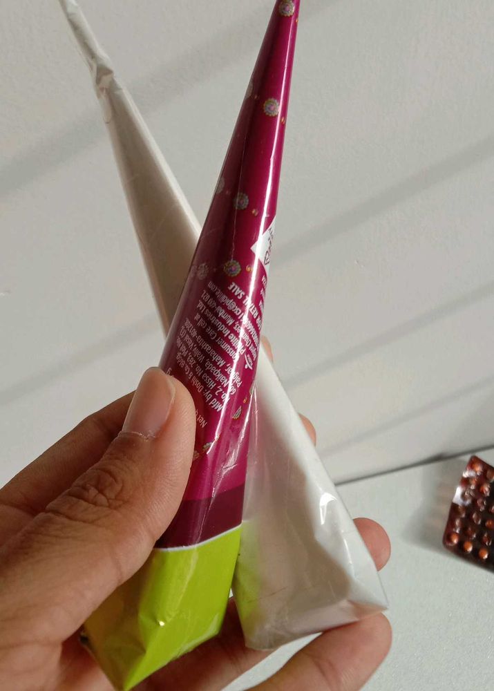 Fabric Glue 2
