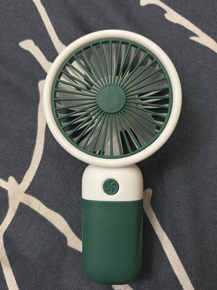 Electric Fan With Charger