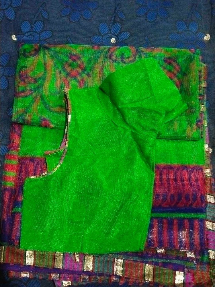 Green &amp; Multicolor Saree