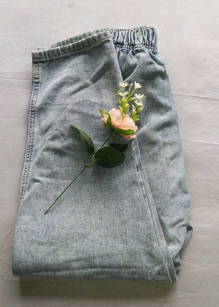 High Waist Ripped Jeans For Woman