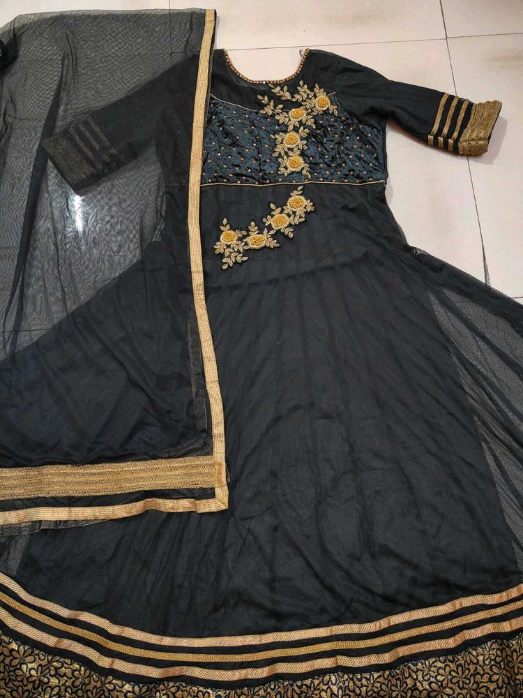 Price Drop💥Black Ethnic Net Ankarkali Gown (Kurta
