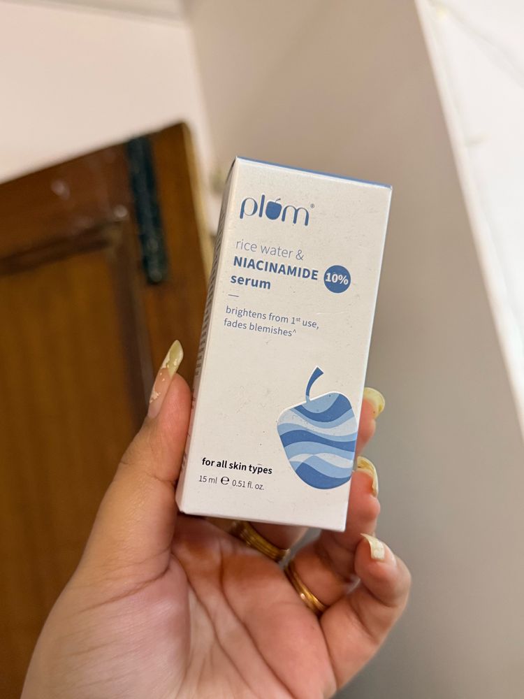 Plum Niacinamide Face Serum