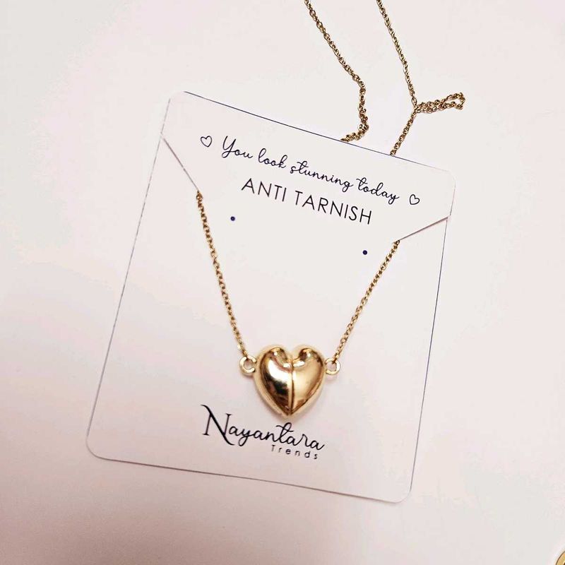 Chunky Magnetic Heart necklace