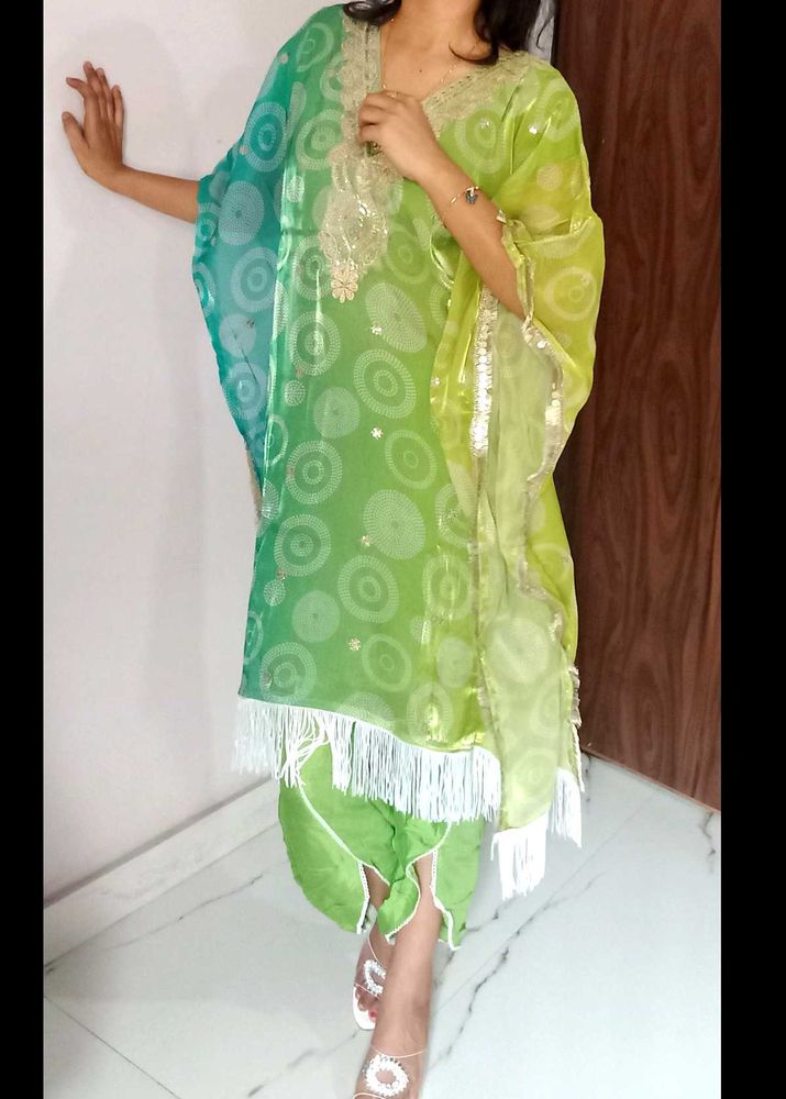 Cocktail Kaftan Set