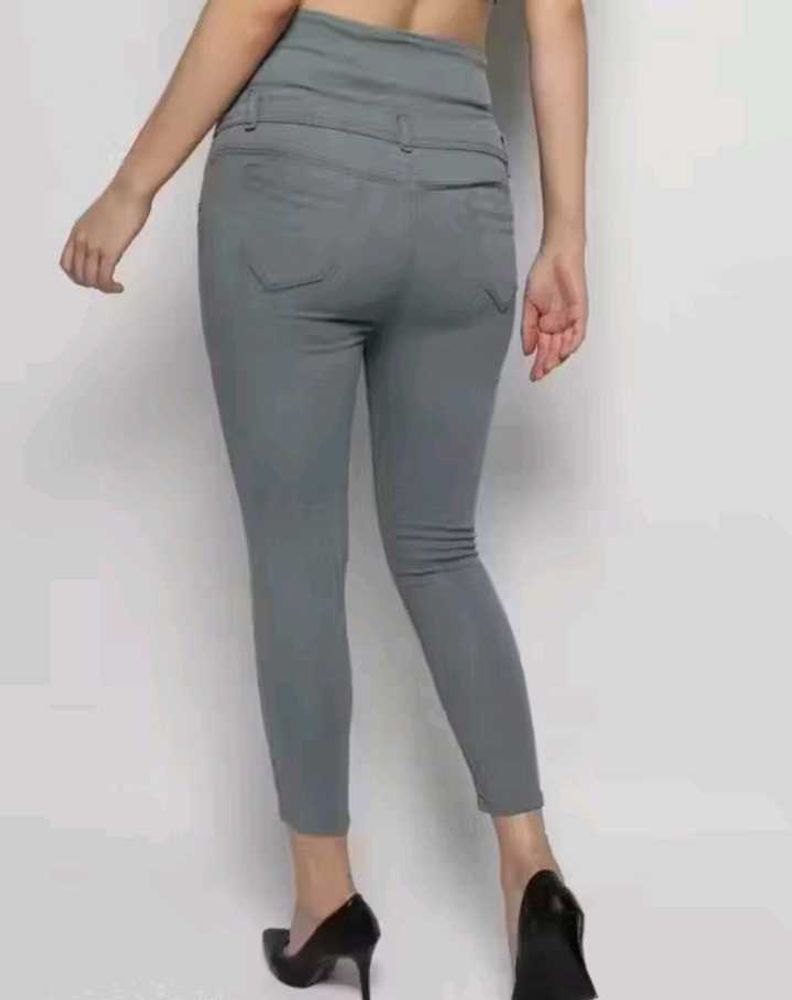 Gray High-Waisted Skinny Jeans