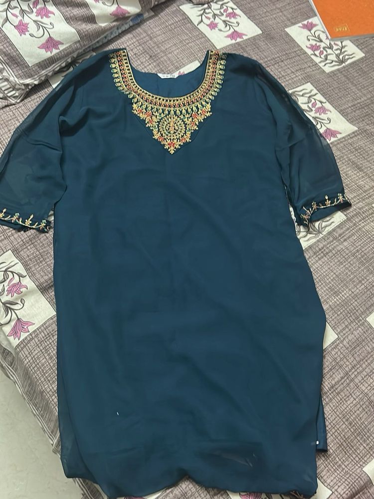 Women Georgette Kurta With Plazzo