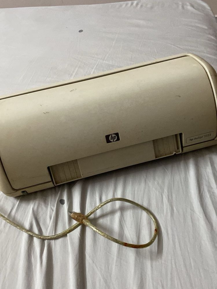 HP Deskjet 3323 Printer