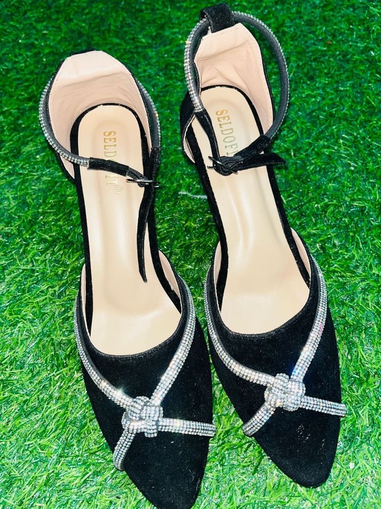 Seldorf black heels