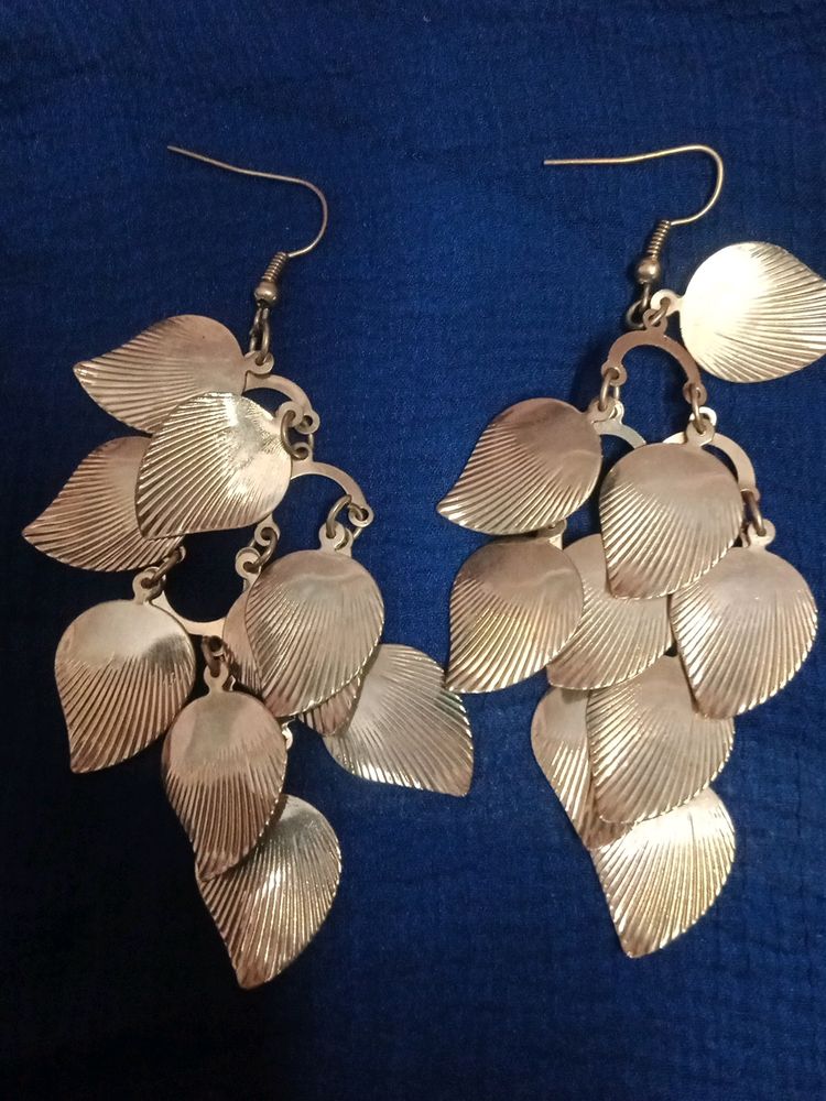 New Hanging Eyerring