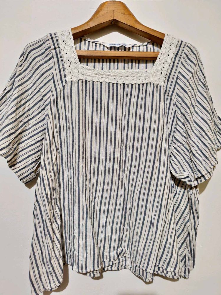 Size S/ M Striped Square Neck Top