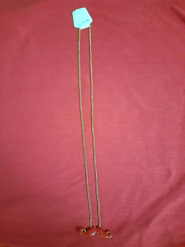 Chain With Moustach Pendant