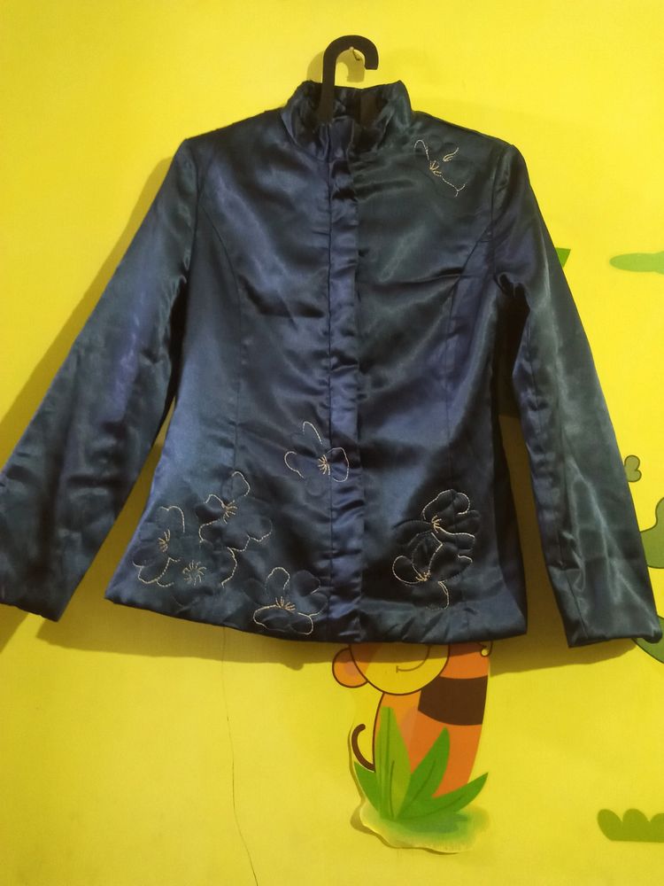 🌸🌸Navy Blue Satin Jacket/ Blazer