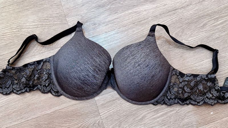Marks &amp; Spencer Elegant Lace Trim Bra