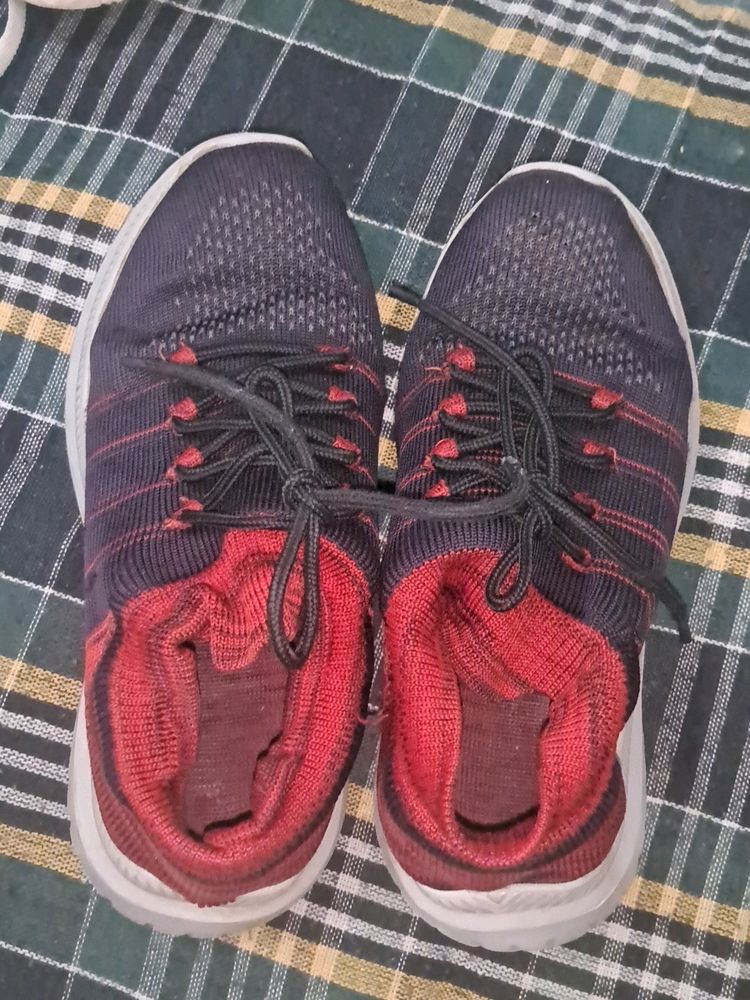 🧦👟shoes With Socks