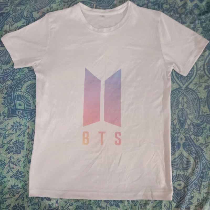 BTS Logo Tshirt ; Kpop Merch