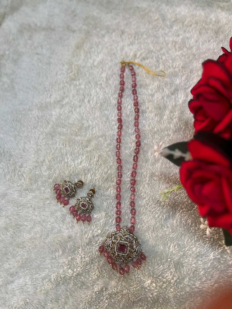 Elegant Pink Beaded Jewelry Set