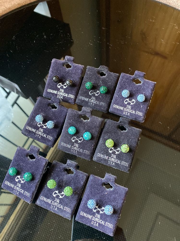 A 9 Set Of Ear Rings