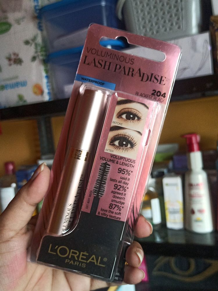 L’Oreal Paris Voluminous Lash Paradise Mascara