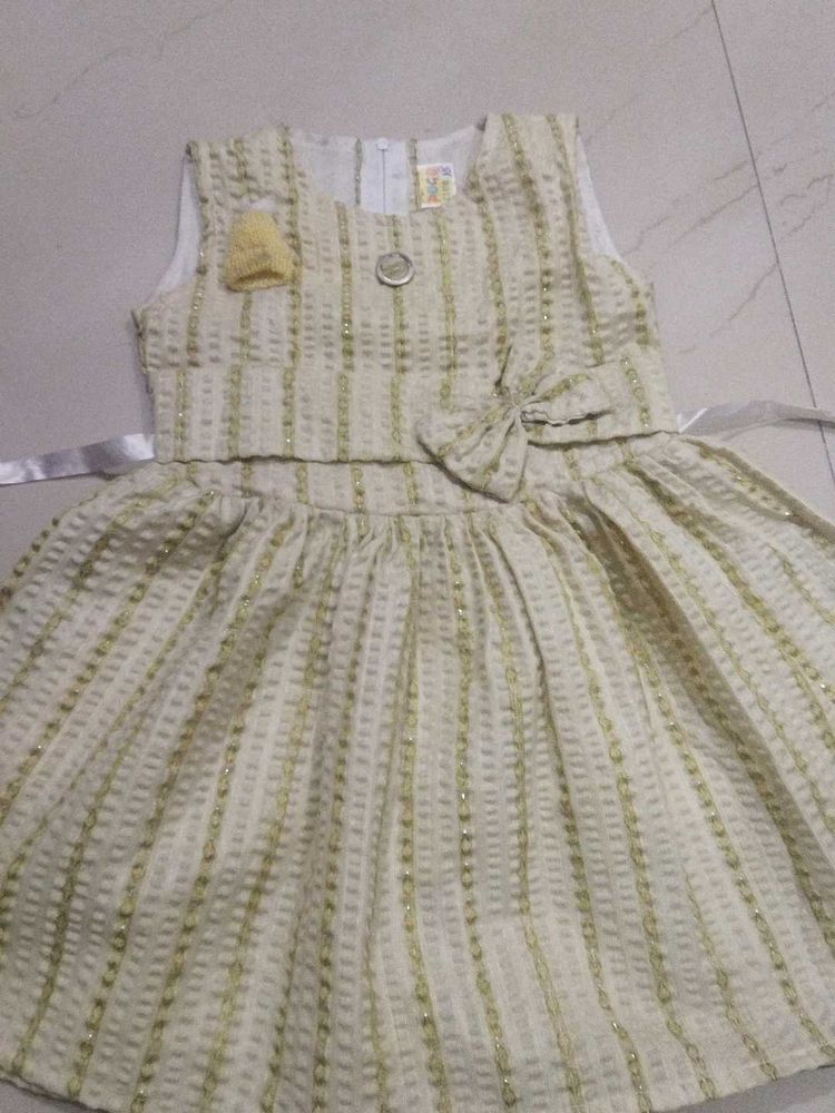 Girls&#39; Striped Dress