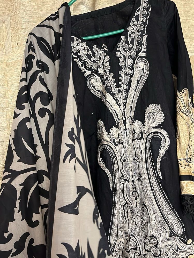Pakistani Drss