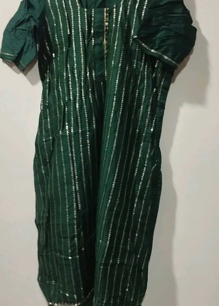 Elegant Green Striped Kurta Set