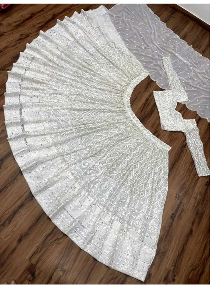 pinteresty white lehenga 🪽