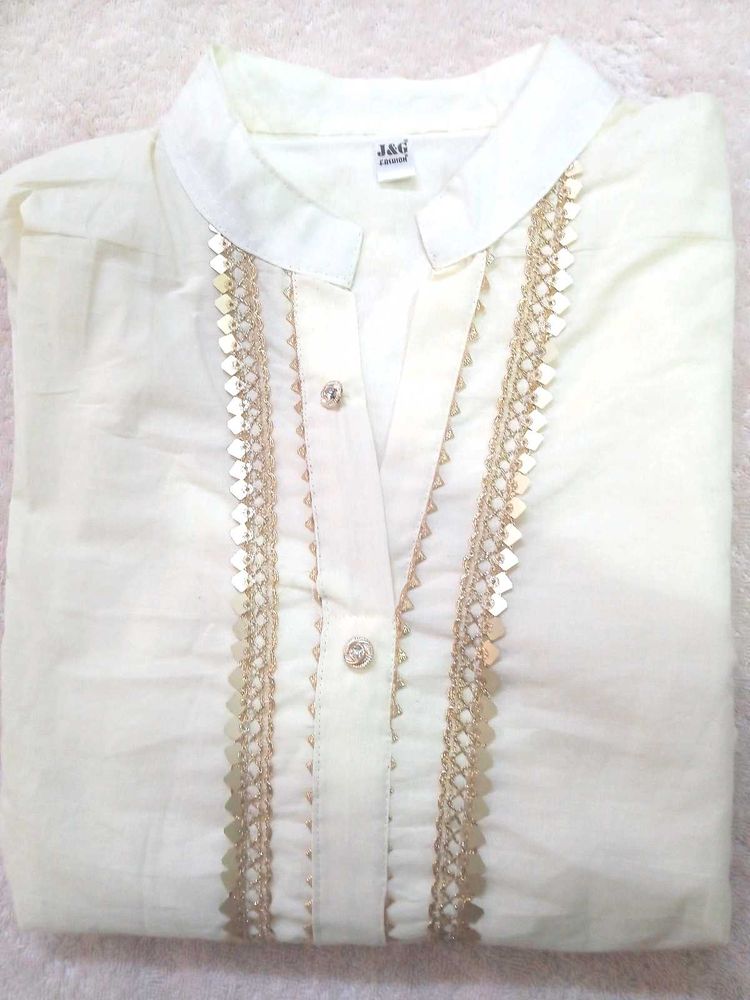 J&amp;G White Tunic with Gold Embellishments