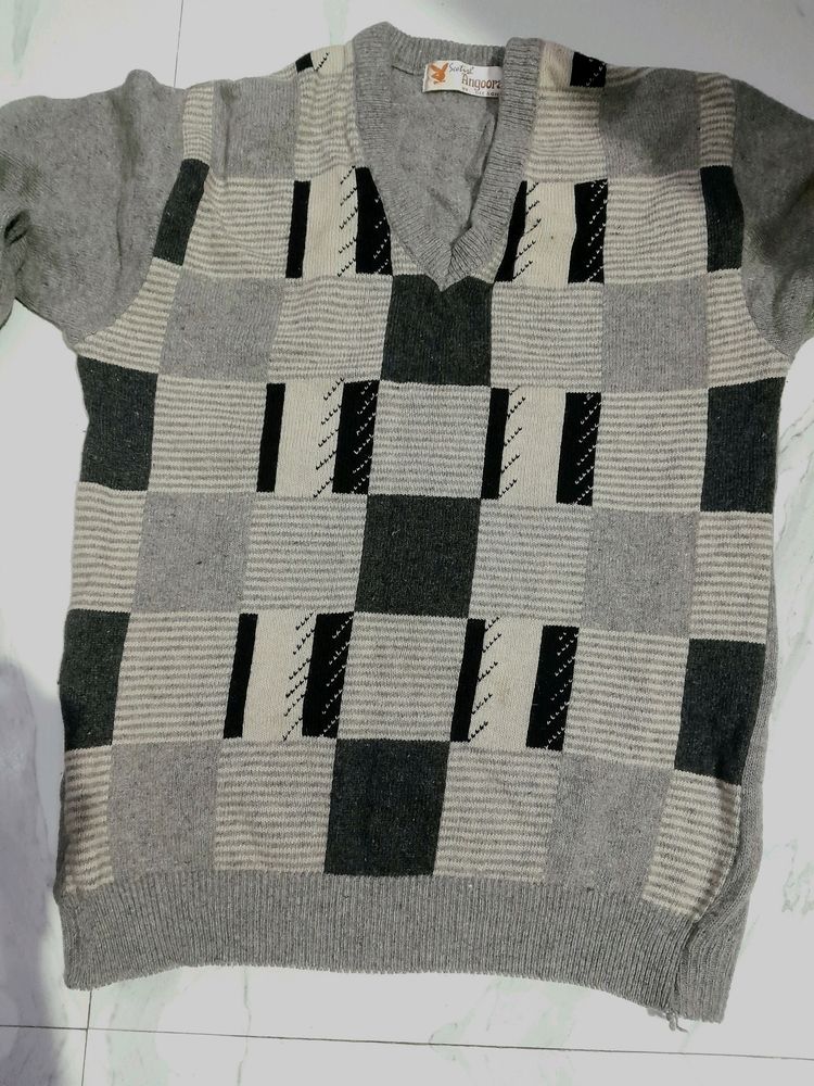 Grey Sweater For Men.