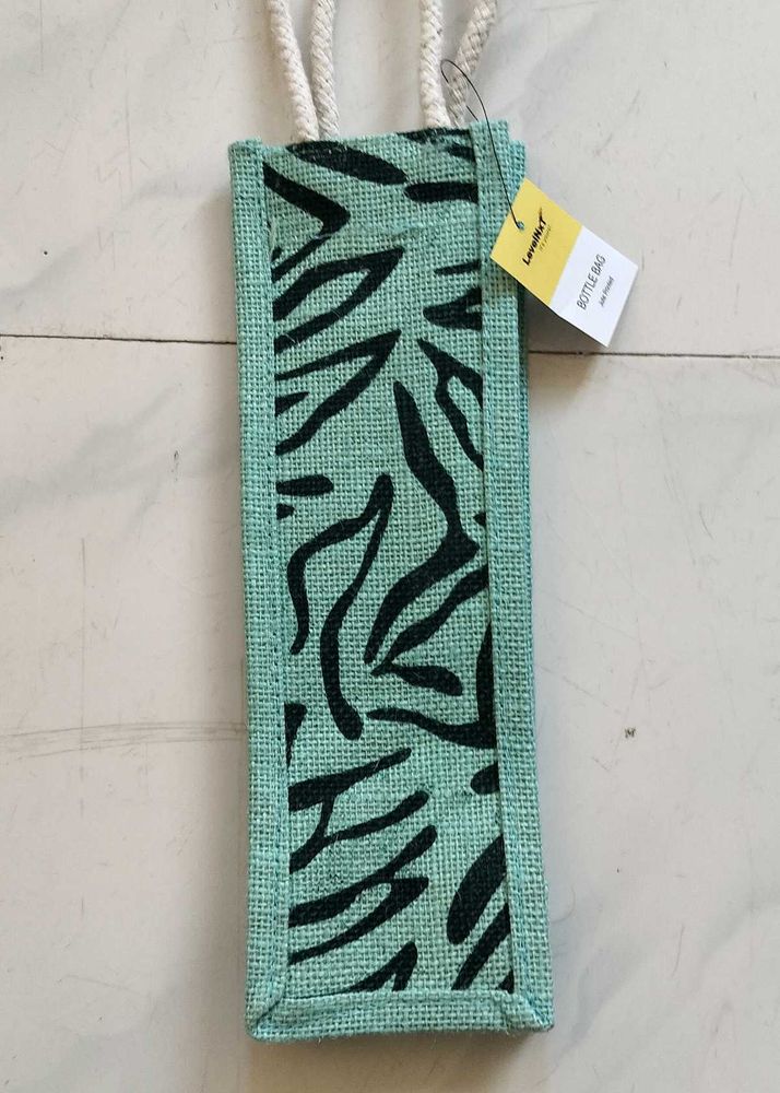 Stylish Patterned Bottle Bag