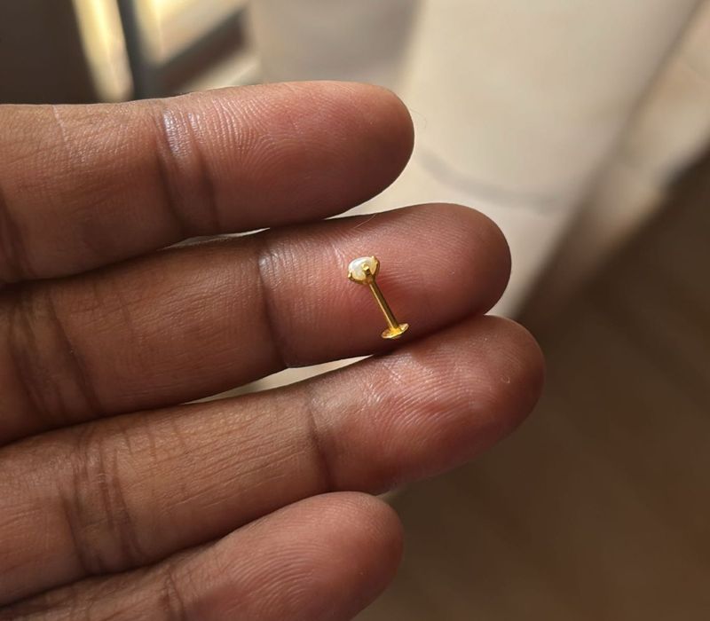22kt Gold Nosepin