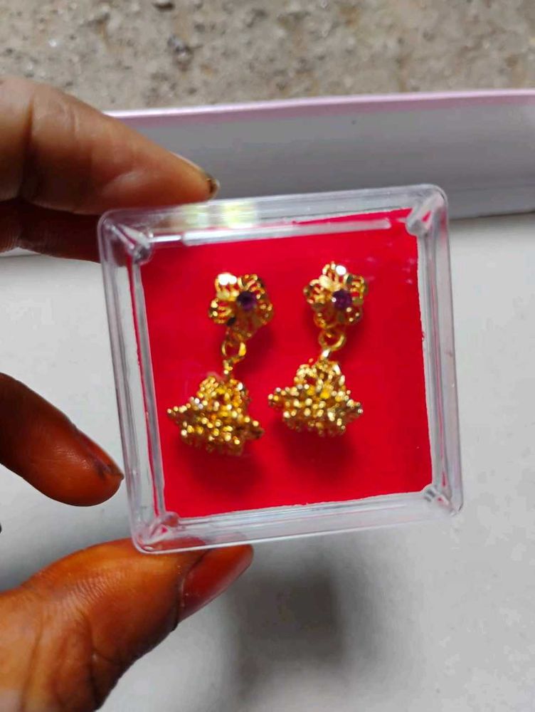 Gold Floral Drop Earrings