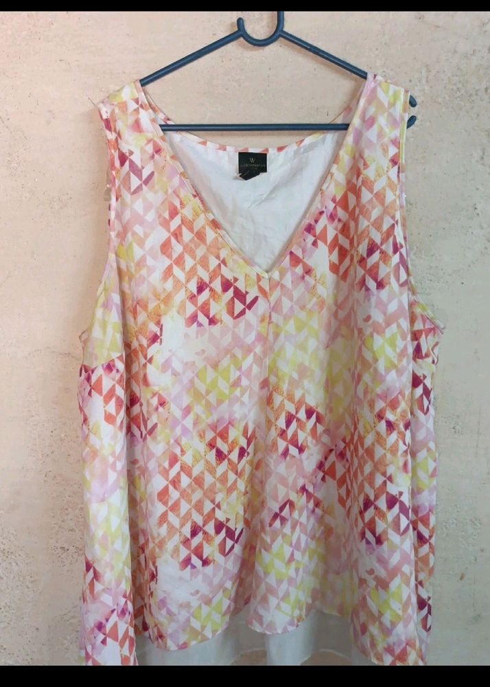 Ladies Fashion Top