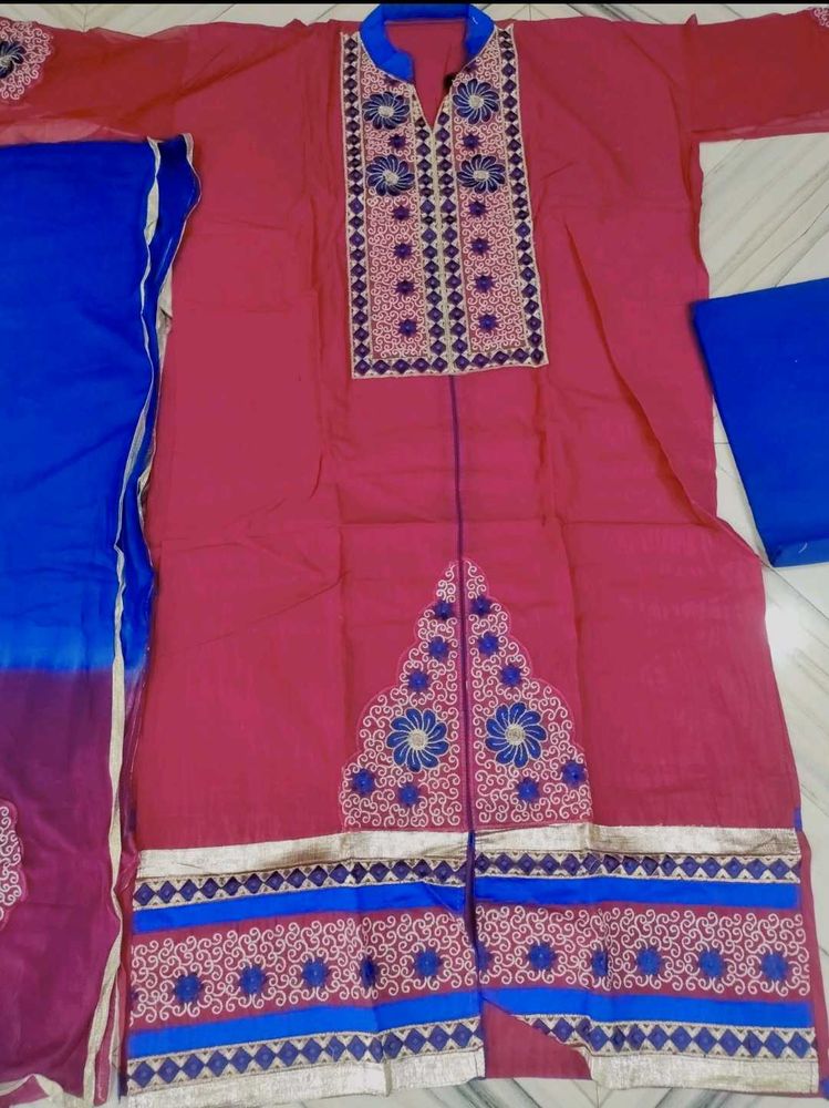 Elegant Embroidered Kurta Set