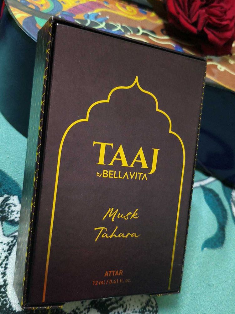 TAAJ by BELLA VITA Musk Tahara