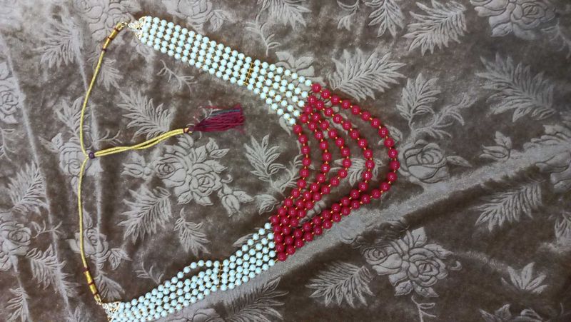 Elegant Pearl &amp; Red Beaded Necklace