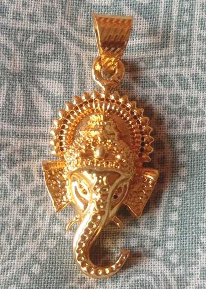 Lord Ganesha Gold Pendant