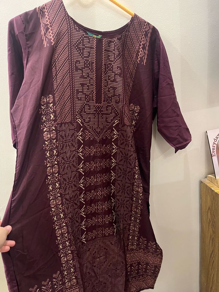 Elegant Maroon Kurta