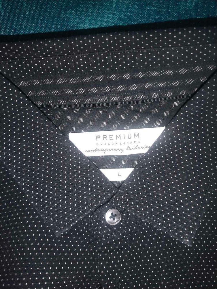 Stylish Black Patterned Shirt