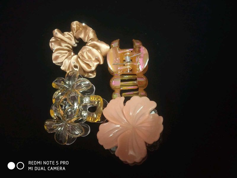 Hair Accessories hamper gift 🎁